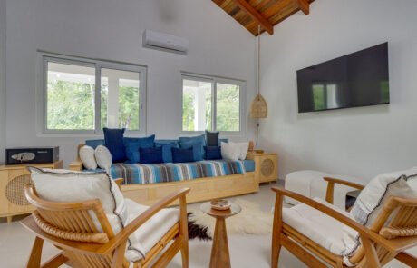 Solaya House Living Room 2 20241013clmbz00_lot-13-1002